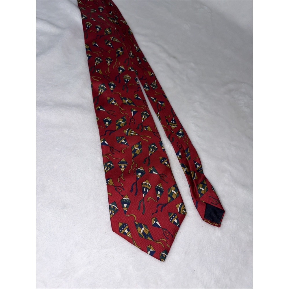 Brooks Brothers Makers Red Silk Kite Print Novelty Tie Made in USA Coastal Dad
